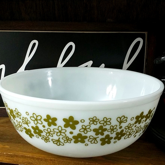 Pyrex Other - Rare 4Qt Mixing Bowl Spring Blossom